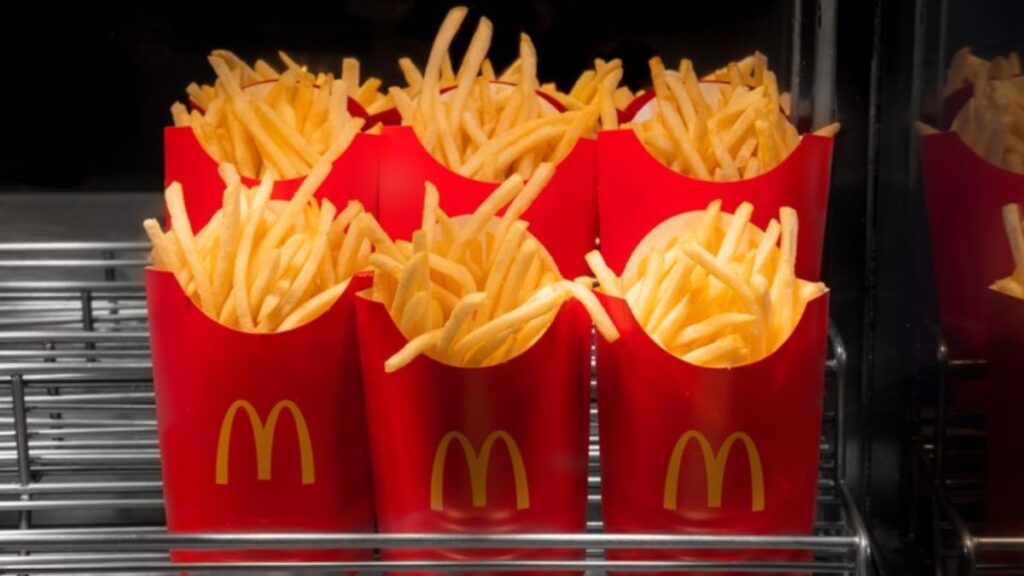 As batatas fritas do McDonald's contêm um ingrediente de cigarro
