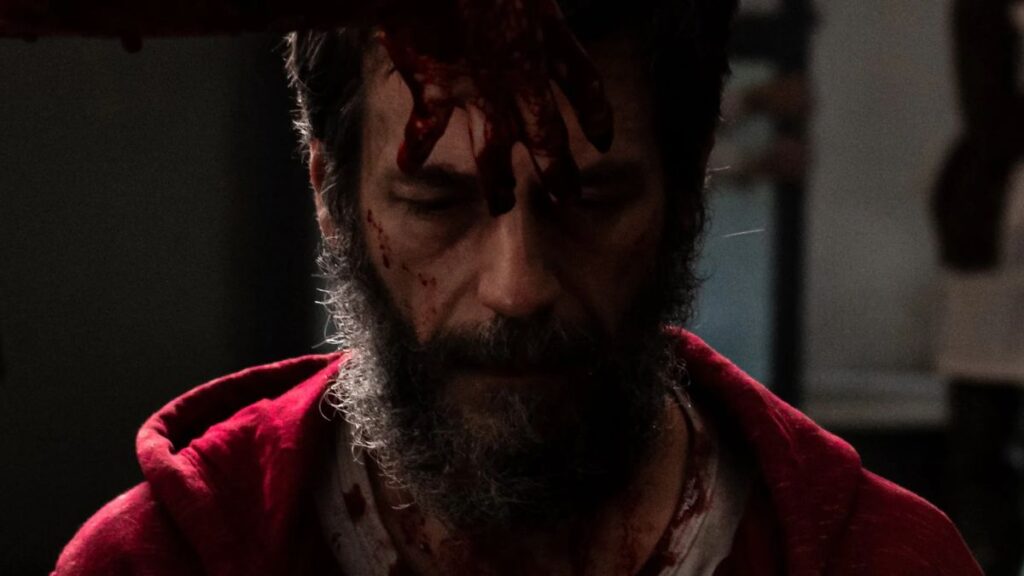 O Mal que Nos Habita (2023) filme de terror que o demonio passa pela cidade